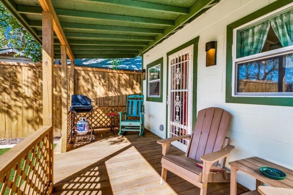 Stockyards! Less Than 3 Mins-sleeps 8 -gable House Fort Worth